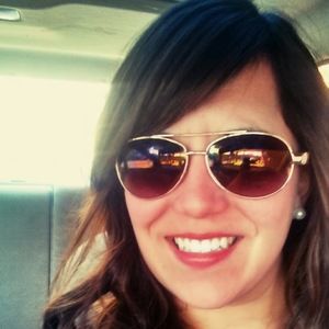 Meet your Posher, Brittnie